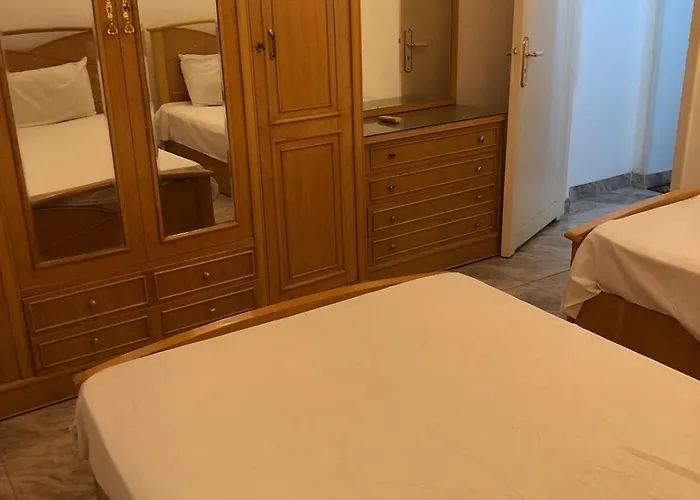 Hostel Stunning Seaview For Rent- Prime Location *